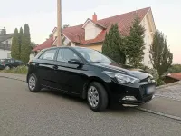 Gebraucht Hyundai i20 Active 84 PS (61 kW) 2017 Schwarz Kleinwagen