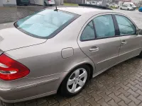 Gebraucht Mercedes E320 204 PS (150 kW) 2005 Gelb Limousine