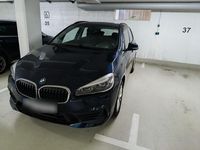 Gebraucht BMW 218 Active Tourer Advantage 150 PS (110 kW) 2018 Blau Van / Kleinbus