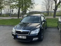 Gebraucht Skoda Octavia Ambiente 140 PS (102 kW) 2011 Schwarz Kombi