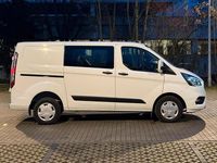 Gebraucht Ford Transit 131 PS (96 kW) 2022 Weiß Van / Kleinbus