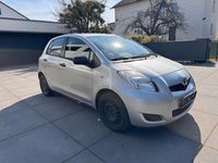 Gebraucht Toyota Yaris Cool 101 PS (74 kW) 2009 Silber Kleinwagen