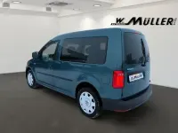 Gebraucht VW Caddy 150 PS (110 kW) 2019 Bambusgarden green Van / Kleinbus