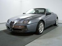 Gebraucht Alfa Romeo Spider 150 PS (110 kW) 2004 Grau Cabrio