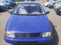 Second-hand VW Polo 1996 Albastru Hatchback
