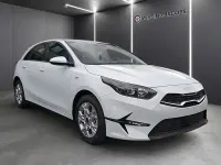 Gebraucht Kia Ceed Comfort 140 PS (102 kW) 2025 Weiss Kleinwagen