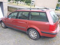 Gebraucht VW Passat 125 PS (91 kW) 2000 Rot Kombi