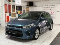 Gebraucht Kia Rio DREAM-TEAM Edition 101 PS (74 kW) 2020 Blau Limousine