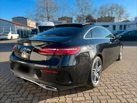Gebraucht Mercedes E220 AMG 194 PS (142 kW) 2018 Schwarz Coupé