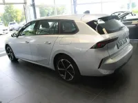 Gebraucht Opel Astra Edition 181 PS (133 kW) 2024 Silber Kleinwagen