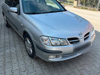 Gebraucht Nissan Almera 114 PS (83 kW) 2000 Silber Kleinwagen