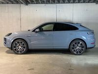 Gebraucht Porsche Cayenne 470 PS (345 kW) 2024 Grau SUV