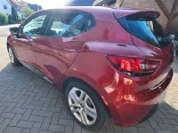 Gebraucht Renault Clio LIMITED 90 PS (66 kW) 2016 Rot Limousine