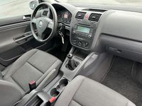 Gebraucht VW Golf V 102 PS (75 kW) 2005 Silber Kleinwagen