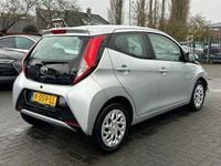 Gebraucht Toyota Aygo X-play 72 PS (52 kW) 2021 Grau Kleinwagen