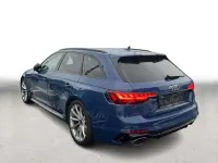 Gebraucht Audi RS4 Ambiente 450 PS (330 kW) 2024 Blau Kombi