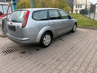 Second-hand Ford Focus 110 CP (80 kW) 2005 Argintiu Break