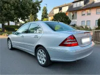 Gebraucht Mercedes C230 Elegance 204 PS (150 kW) 2006 Silber Limousine