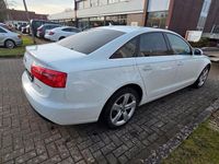 Gebraucht Audi A6 Ambiente 177 PS (130 kW) 2014 Weiß Limousine