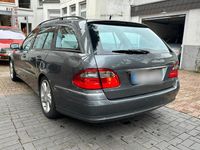 Gebraucht Mercedes E280 Avantgarde 231 PS (169 kW) 2007 Grau Kombi