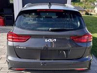 Second-hand Kia Ceed 140 CP (102 kW) 2024 Gri Hatchback