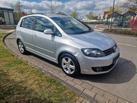 Gebraucht VW Golf VI Team 105 PS (77 kW) 2010 Silber Kleinwagen