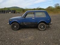 Second-hand Lada niva 82 CP (60 kW) 2010 Albastru SUV