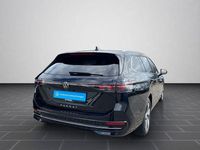Gebraucht VW Passat Elegance 150 PS (110 kW) 2025 Grenadillschwarz metallic (metallic) Kombi
