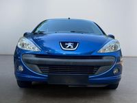 Gebraucht Peugeot 206+ Basis 60 PS (44 kW) 2010 Blau Kleinwagen