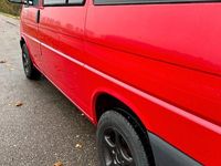 Gebraucht VW Multivan Comfortline 102 PS (75 kW) 2002 Rot Van