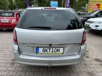 Gebraucht Opel Astra Edition 110 PS (80 kW) 2011 Argon silber/ice silver (m2) Kombi