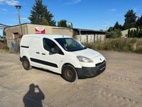 Gebraucht Peugeot Partner Avantage 75 PS (55 kW) 2013 Weiß Van / Kleinbus