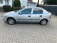 Gebraucht Opel Astra 100 PS (73 kW) 1999 Silber Limousine