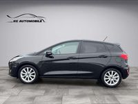 Gebraucht Ford Fiesta Cool & Connect 101 PS (74 kW) 2018 Schwarz Kleinwagen