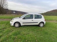 Gebraucht Renault Clio GrandTour Campus 58 PS (42 kW) 2011 Weiß Kombi