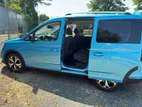 Gebraucht Ford Grand Tourneo Connect 122 PS (89 kW) 2022 Blau Van / Kleinbus
