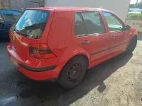 Gebraucht VW Golf IV 75 PS (55 kW) 2005 Rot Kleinwagen