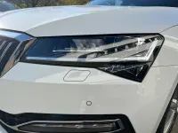 Gebraucht Skoda Superb Premium Edition 200 PS (147 kW) 2023 Moonweiss (metallic) Limousine