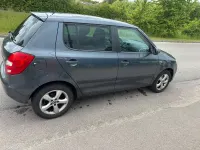 Gebraucht Skoda Fabia 80 PS (58 kW) 2011 Grau Limousine
