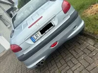 Gebraucht Peugeot 206 CC Platinum 109 PS (80 kW) 2002 Silber Cabrio