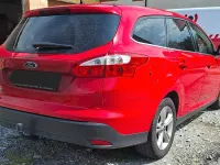Gebraucht Ford Focus Titanium 125 PS (91 kW) 2012 Rot Limousine