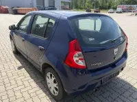 Gebraucht Dacia Sandero 75 PS (55 kW) 2010 Blau Limousine