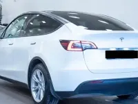 Usata Tesla Model Y RWD 255 kW (347 CV) 2023 Bianco SUV