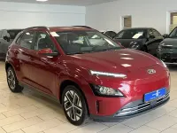 Usata Hyundai Kona Select 100 kW (136 CV) 2022 Rosso SUV