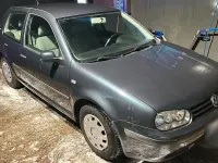 Gebraucht VW Golf IV 105 PS (77 kW) 2000 Grau Kleinwagen