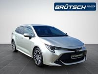 Gebraucht Toyota Corolla Team 184 PS (135 kW) 2021 Precious silver metallic Kombi
