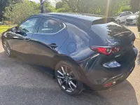 Gebraucht Mazda 3 Selection 122 PS (89 kW) 2022 Deep crystal blue Limousine