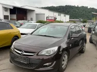 Gebraucht Opel Astra Active 110 PS (80 kW) 2013 Braun Kombi
