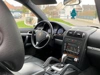 Gebraucht Porsche Cayenne 240 PS (176 kW) 2010 Weiß SUV