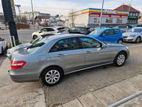 Gebraucht Mercedes E200 184 PS (135 kW) 2009 Silber Limousine